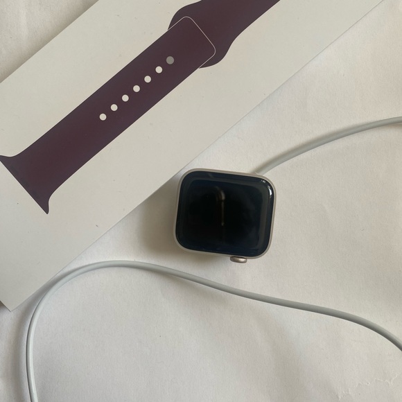 Apple Watch with Sport Band - Picture 3 of 8